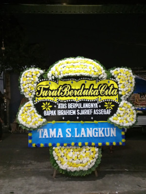 Papan Bunga Duka di Pane